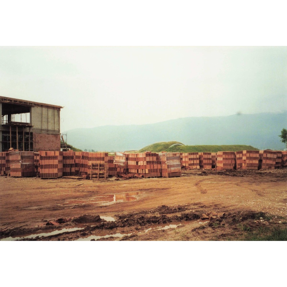 Vintage 1999 Kosovo NATO Base Construction Barracks Photo Lot of 4 - Picture 3 of 4
